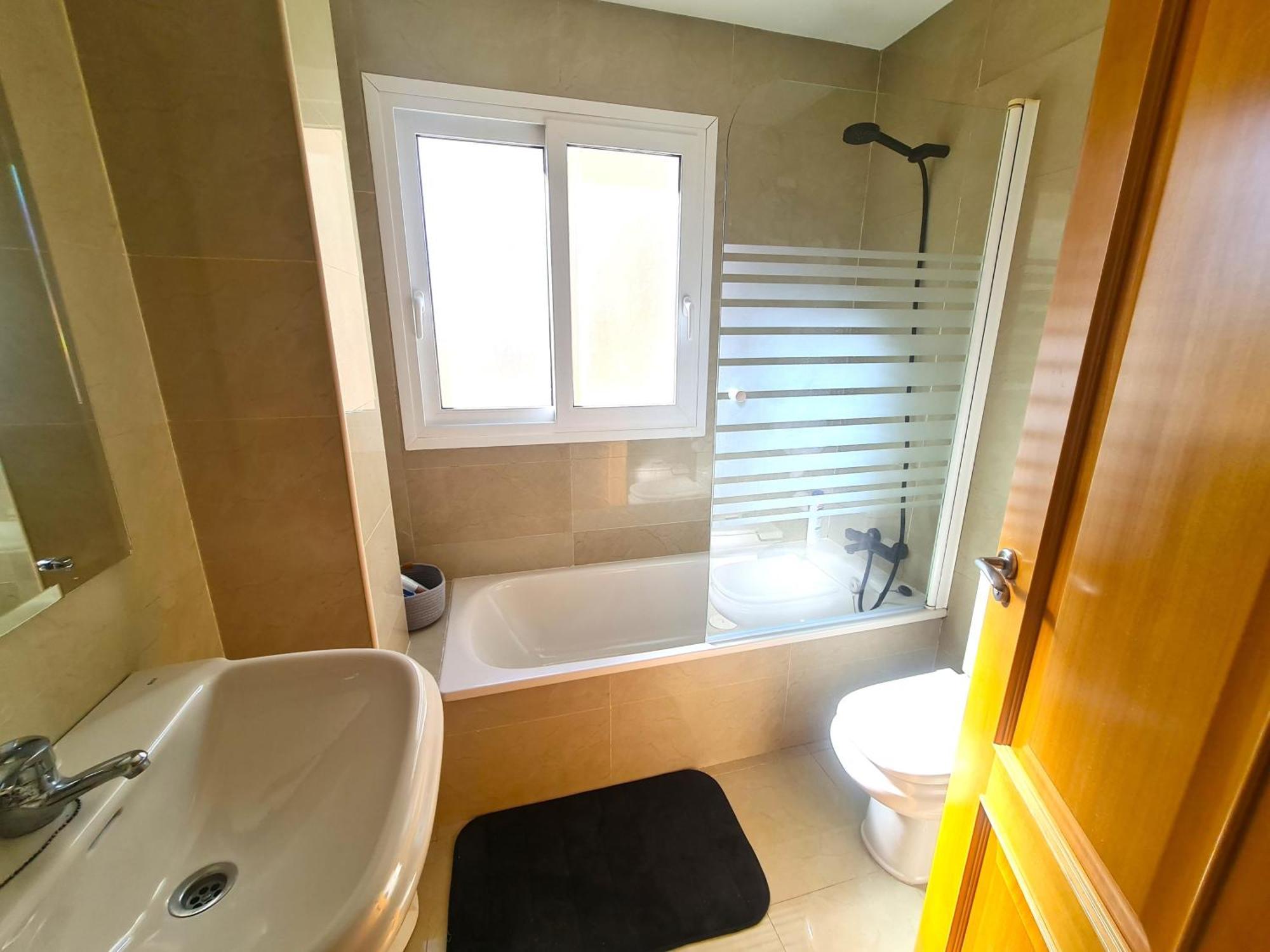 Ave Huelin 3Rooms Alojamiento Con Parking Y Ac Málaga Eksteriør bilde